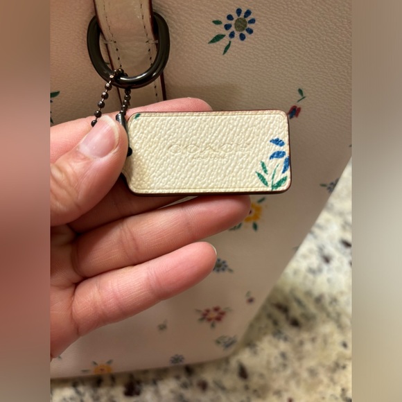 COACH Taylor Tote With Wildflower Floral Print Purse - #1037 - Authentic - Picture 10 of 14